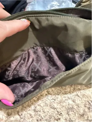 Women's Axcess Shoulder Bag One Size Olive Beige thumbnail 9