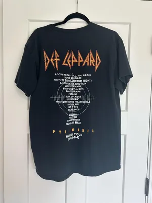 Def Leppard Tee Graphic thumbnail 4