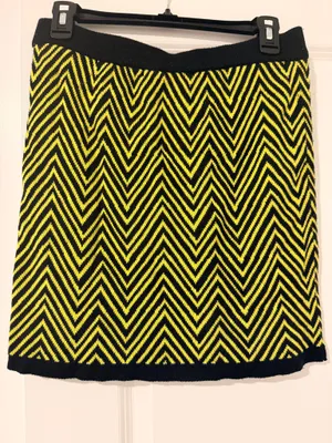 Rewind Yellow and Black Chevron Two-Piece Set thumbnail 5