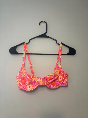 Kulani Kinis Bikini Set Floral thumbnail 2