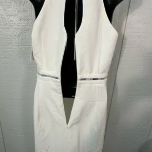 Bardot White High Keyhole Neck Sleeveless Dress Size Small NWOT thumbnail 11