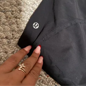 Lululemon Run Times Short *4-way Stretch Black- Size 6 thumbnail 3
