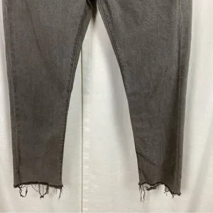 Levi’s Gray Wash Raw Hem Wedgie Straight Jeans Sz.29 thumbnail 5