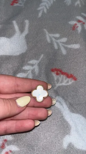 Kohl’s White Clover Statement Ring thumbnail 2