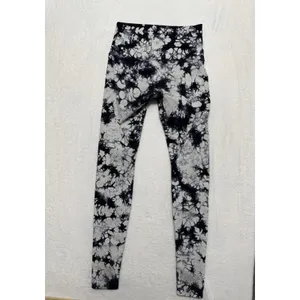 Lululemon Women's Leggings Shibori Tie Dye Size 8 thumbnail 4
