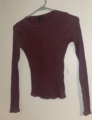 Windsor Long Sleeve Ribbed Crewneck Top Plum Size S thumbnail 1
