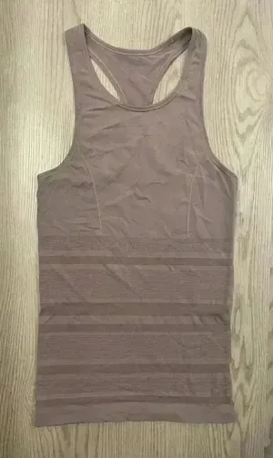 Lululemon Athletica‎ Gleam and Glow Tank Frosted Mulberry thumbnail 1