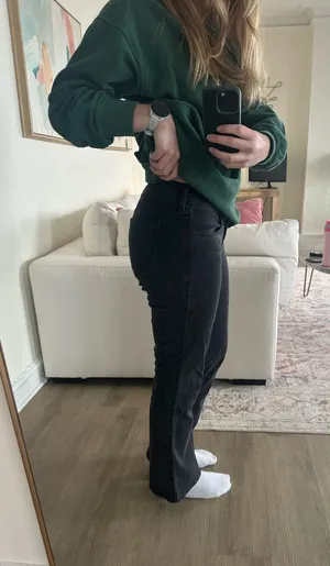 Abercrombie Low-Rise Jeans thumbnail 1