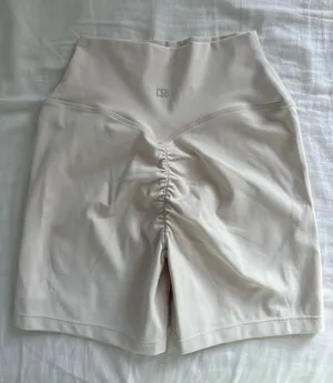 Csb biker shorts White Size M thumbnail 1