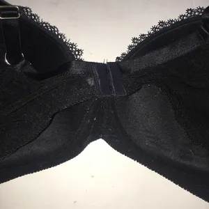 Pretty black lace bra Size undefined thumbnail 3