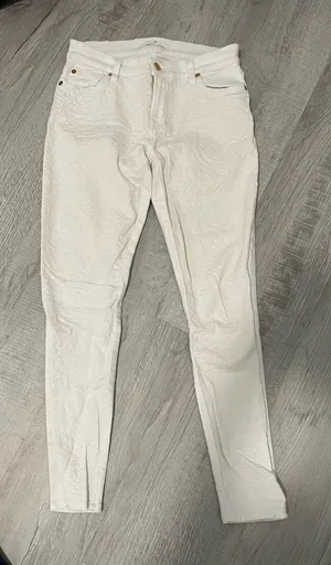 White 7 for all Mankind- Size 26 Jeans thumbnail 1