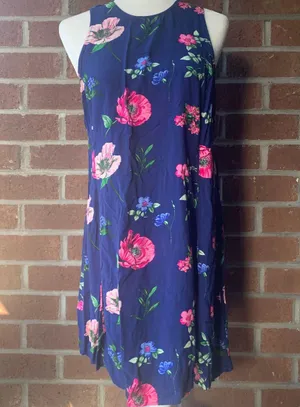Old Navy Floral Shift Dress thumbnail 1