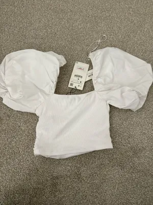 ZARA Puff Sleeve Top Crop thumbnail 2