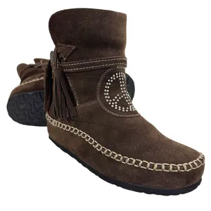 Vintage Sherpa Lined Suede Moccasin Winter Boots Women’s Size 6.5/7 thumbnail 1