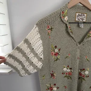 VTG Large Short Sleeve Cardigan Button‎ Up Embroidered Floral Sage Green Crochet thumbnail 5