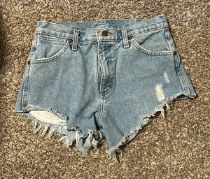 Wrangler cut offs thumbnail 1
