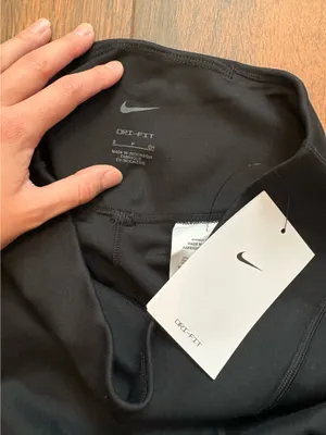 Nike leggings thumbnail 3