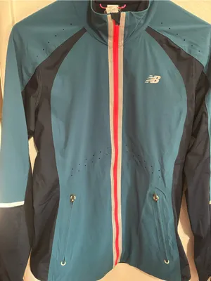 #90 New Balance Dry Fast-Drying Women’s Precision Run Jacket Size M thumbnail 3