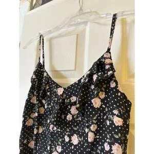 NWT Commense Floral Midi Dress Ruffle Sweetheart Neckline Spaghetti Straps New!! thumbnail 4