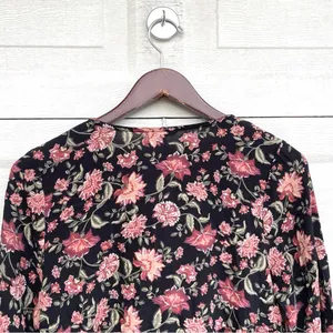 NWT American Eagle Womens Shirt Blouse Black Pink Mauve Floral Front Medium thumbnail 5