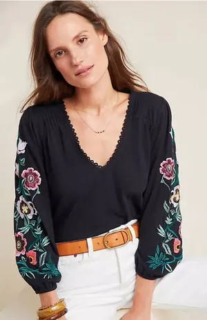 Anthropologie -531‎ Helene Embroidered Peasant Blouse Black Floral Size Small thumbnail 1