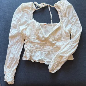 Free People NWT White Long Sleeve Peasant Blouse thumbnail 1