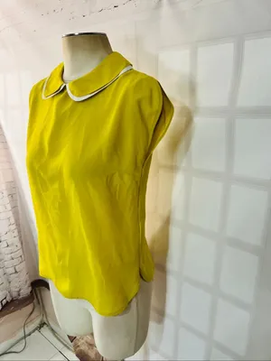 Ted Baker London Yellow Peter Pan Collar Quarter Zip Back Blouse Size 1/Small thumbnail 3