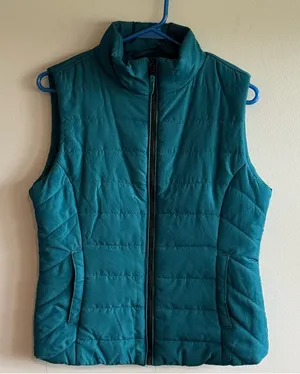 Aeropostale Teal Women's Puffer Vest Size Medium thumbnail 1