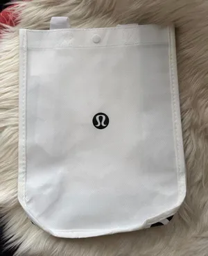 Lululemon White Reusable Tote NWOT’s thumbnail 1