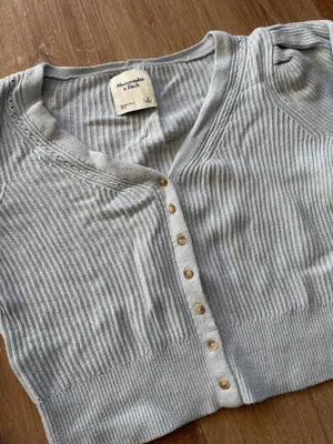Abercrombie & Fitch Sweater thumbnail 2