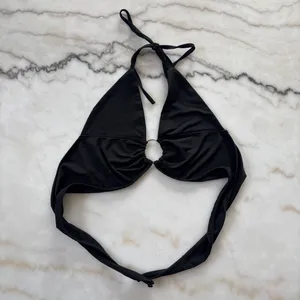 Black Ruched O-Ring Halter Neck Plunge Crop Top - Size Medium thumbnail 3