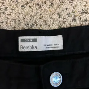 Pants thumbnail 2