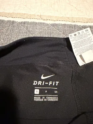 Women’s Nike Dri Fit Skort size small thumbnail 2