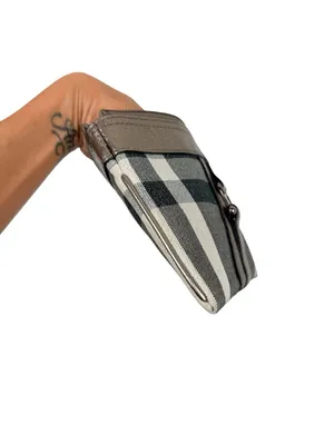 Y2K Burberry Gray Silver Plaid Wristlet Wallet Clutch thumbnail 10