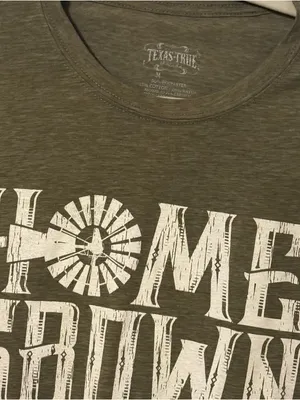 Texas True Threads “Home Grown” Graphic Tee Women’s Medium Green Shirt Top thumbnail 2