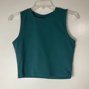 ZYIA Active cropped green athletic tank top size medium thumbnail 2
