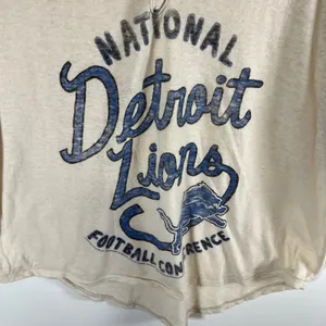 Junk Food Detroit Lions Women Small Raglan 3/4 Sleeve Graphic Tee Cream Charcoal thumbnail 3