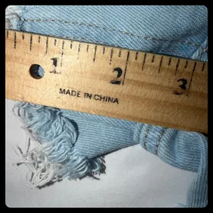 Old Navy Jean Shorts Women 4 Light Wash Sky-Hi A-Line Frayed Denim thumbnail 4