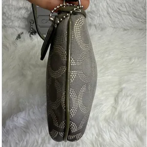 COACH y2k Patent Leather Canvas Gray Signature Canvas Wristlet Mini Purse thumbnail 4