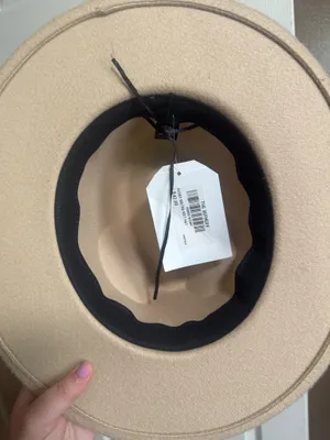 Boutique hat thumbnail 3