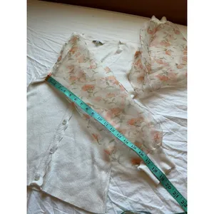 Sioni Translucent Floral Sleeve Knit Sweater Medium Cream/Pink thumbnail 7