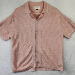NWT! American Eagle Textured Knit Button Up Short Sleeve Shirt Coral/Pink, Large thumbnail 4