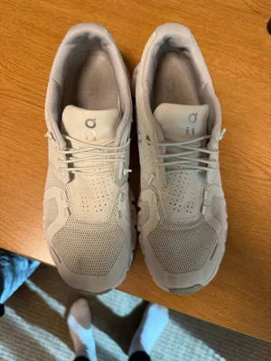 Women’s On Cloud Shoes thumbnail 2