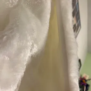 JJ's House fur coat thumbnail 4