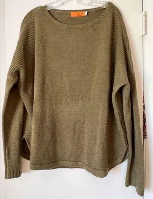 Women’s plus size burnt olive long sleeve sweater. Size 2X thumbnail 1