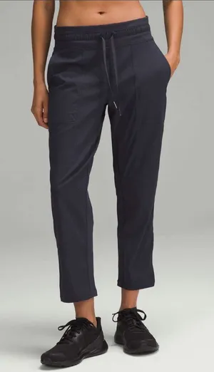 Lululemon Dance Studio Mid-Rise Cropped Pant in Black Night W2537 Sz 8 thumbnail 1