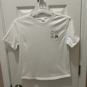 LULULEMON Pride T-Shirt size 0 white thumbnail 12