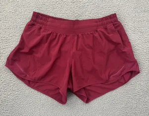 Lululemon Hotty Hot Shorts Low Rise 2.5" Pomegranate Pink Athletic Women's 10 thumbnail 1