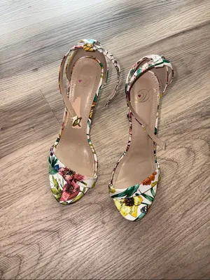 D brand Tropical Floral Ankle-Strap Heels - White Multi 7 thumbnail 3