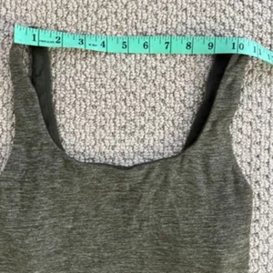Lululemon Athletica Womens Tank Bulit In Bra Size 4 Like New Heather Green thumbnail 3